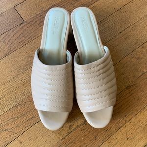 Beklina Open Toe Ribbed Clog 9